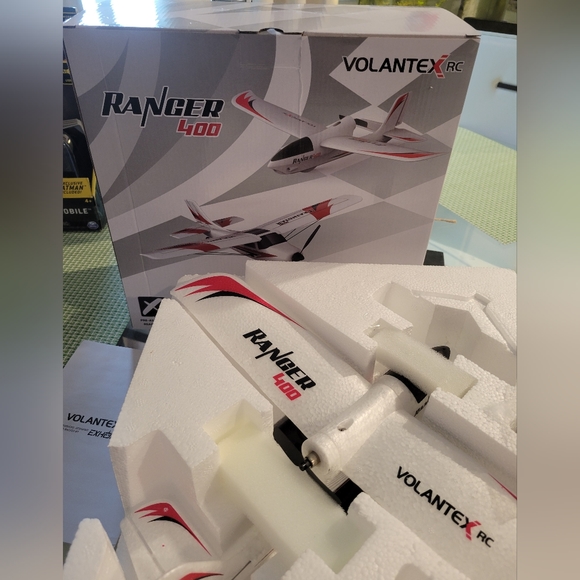 Volantex Remote Control Air Plane - Picture 10 of 14